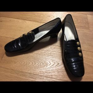 Vintage Socialite kitten heels 1960’s/70’s